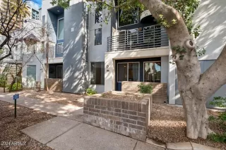 Photo #1: 6658523 Listing