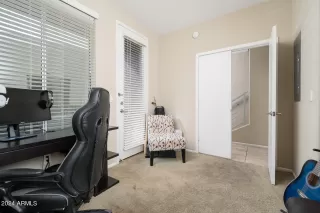 Photo #4: 6658547 Listing