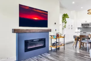 Photo #5: 6658599 Listing