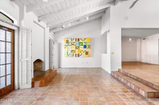 Photo #5: 6658619 Listing 