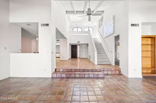 Photo #6: 6658619 Listing 