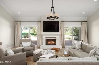 Photo #4: 6658621 Listing