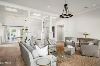 Photo #6: 6658621 Listing