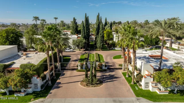 MLS: 6658707 Condo For Sale