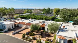 Photo #3: 6658707 Listing