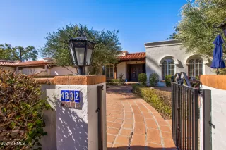 Photo #5: 6658707 Listing