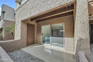 Photo #3: 6658751 Listing