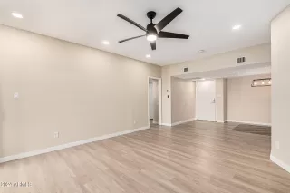 Photo #3: 6658753 Listing 