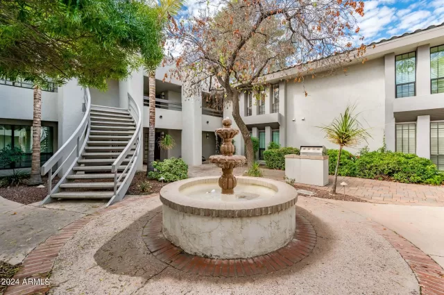 MLS: 6658777 Condo For Sale