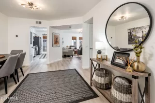 Photo #3: 6658777 Listing 