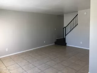 Photo #3: 6658805 Listing