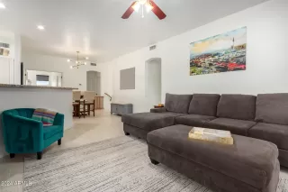 Photo #1: 6658884 Listing