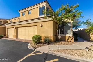 Photo #4: 6658884 Listing