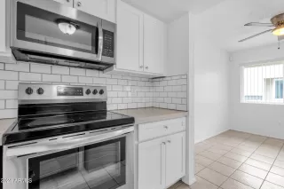 Photo #6: 6659006 Listing 