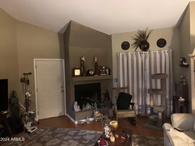 MLS: 6659034 Condo For Sale