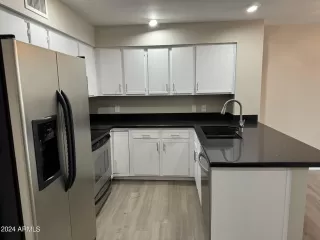 Photo #2: 6659252 Listing 