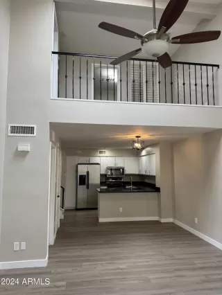 Photo #3: 6659252 Listing 