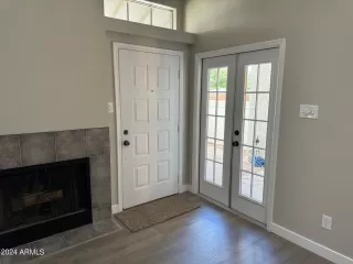 Photo #5: 6659252 Listing 