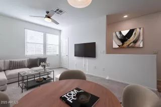 Photo #4: 6659306 Listing