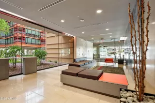 Photo #6: 6659420 Listing