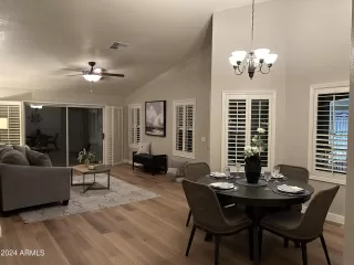 Photo #4: 6659434 Listing