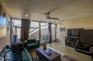 Photo #6: 6659438 Listing 