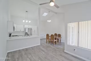 Photo #5: 6659558 Listing 