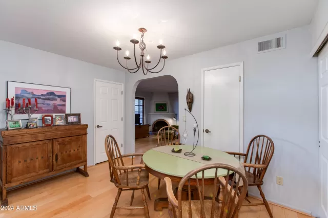 MLS: 6659569 Condo For Sale