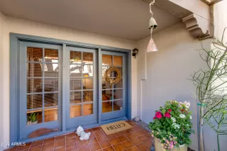 Photo #4: 6659569 Listing