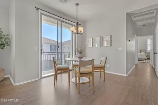 Photo #2: 6659588 Listing