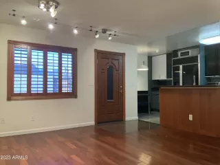 Photo #1: 6659606 Listing 