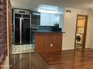 Photo #3: 6659606 Listing 