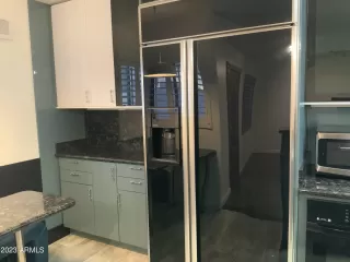 Photo #6: 6659606 Listing 