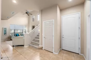 Photo #2: 6659720 Listing