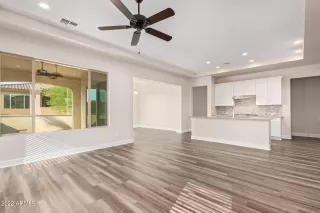 Photo #4: 6660365 Listing 