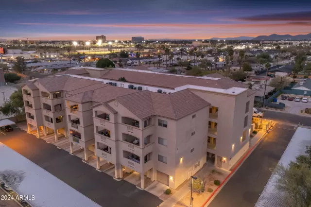 MLS: 6660507 Condo For Sale