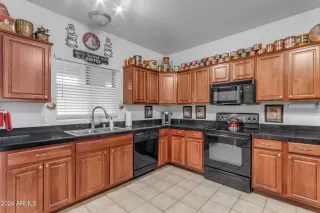 Photo #6: 6660507 Listing 