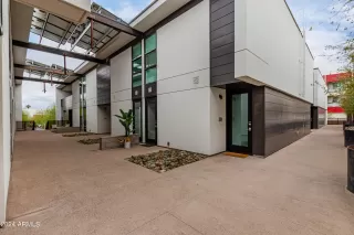 Photo #5: 6660656 Listing 