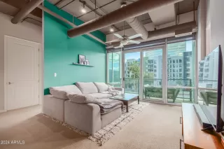 Photo #1: 6660961 Listing 