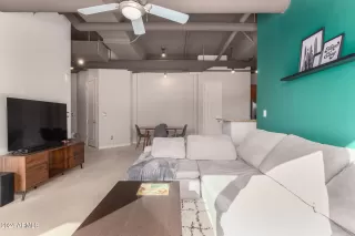 Photo #4: 6660961 Listing 