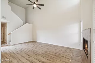 Photo #5: 6661258 Listing