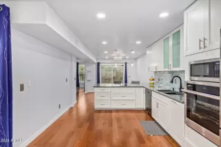 Photo #5: 6661343 Listing 