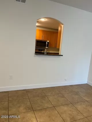 Photo #4: 6661421 Listing