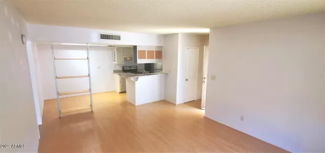 MLS: 6661581 Condo For Sale