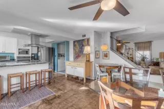 Photo #6: 6661599 Listing