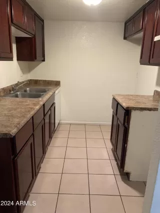 Photo #2: 6661791 Listing