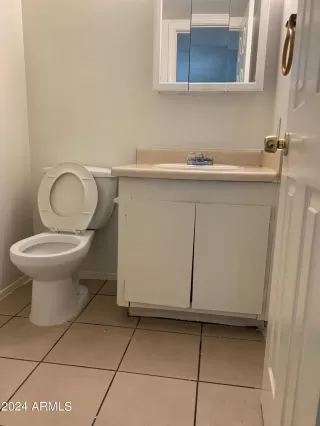 Photo #6: 6661791 Listing