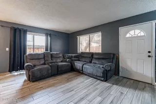 Photo #2: 6661822 Listing