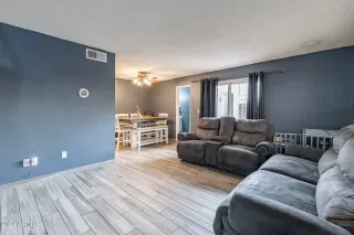 Photo #3: 6661822 Listing