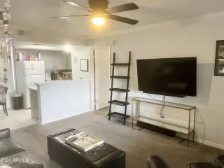 Photo #3: 6661883 Listing 